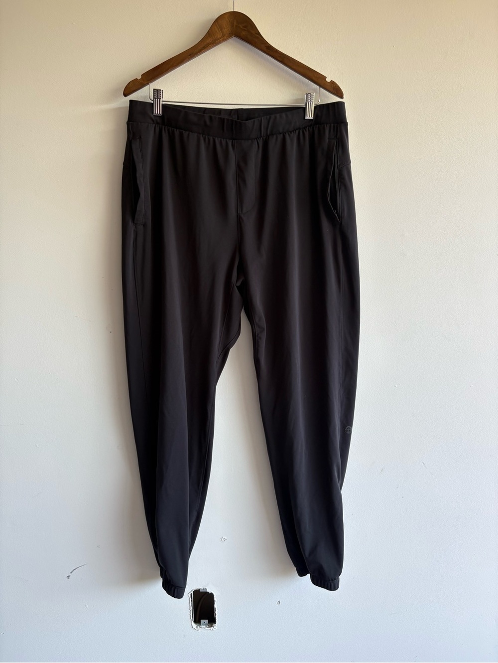 Mondetta Outdoor Project Men’s Black Performance Jogger Pants Size Large Stretch - Picture 2 of 9